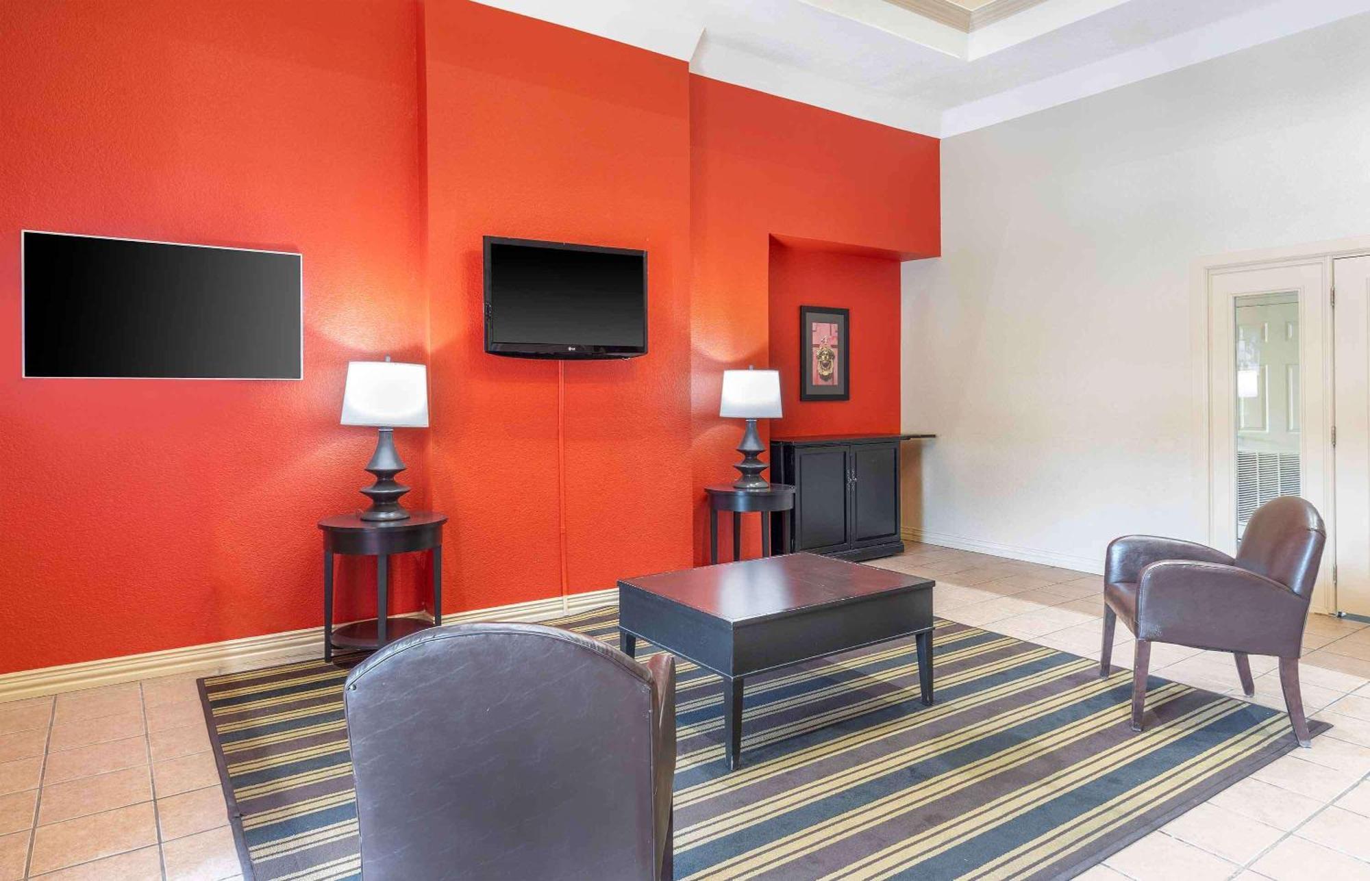Hotel Hawthorn Extended By Wyndham Dfw Airport North 2*